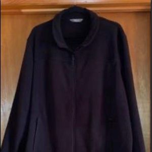 New without the tags black fleece jacket from Bass Pro size 2x